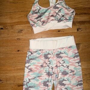 Women’s Camouflage Leggings and Top workout set